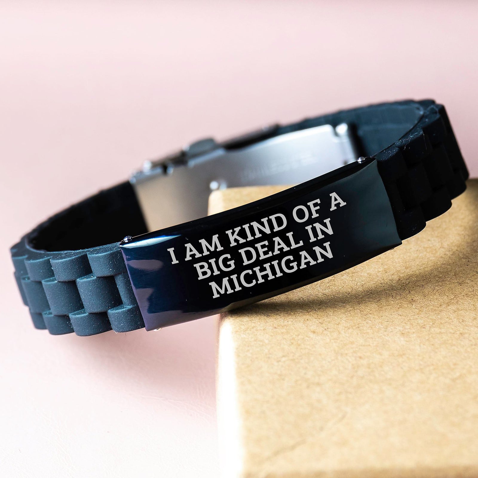Michigan Gifts from Friends and Family - 'I Am Kind Of A Prime Selection In Michigan' Funny Quote Glide lock Clasp Bracelet for Men Women - Christmas Unique Gifts - Image 3
